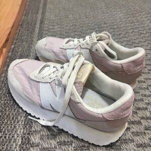 New Balance 237 size 7.5